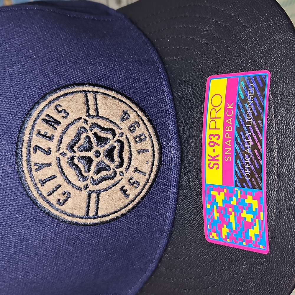 Manchester City CITYZENS Hat SnapBack - Picture 2 of 11